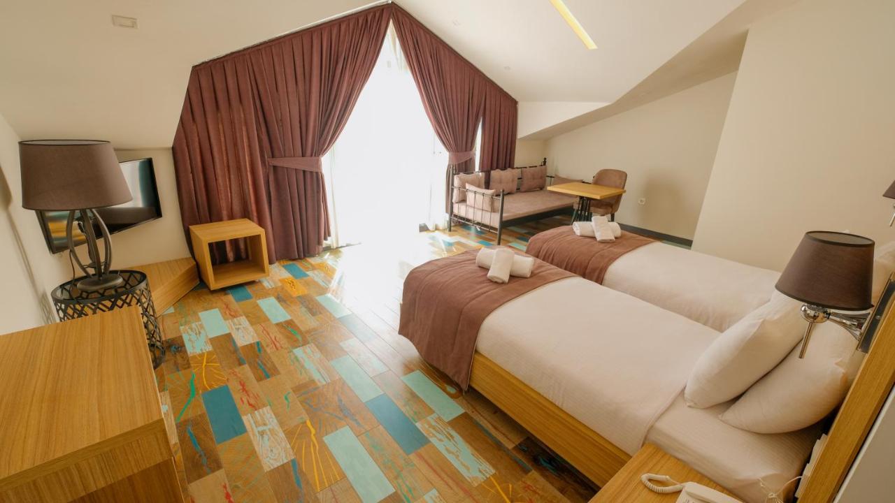 Alesta Midtown Aparthotel Fethiye Bagian luar foto