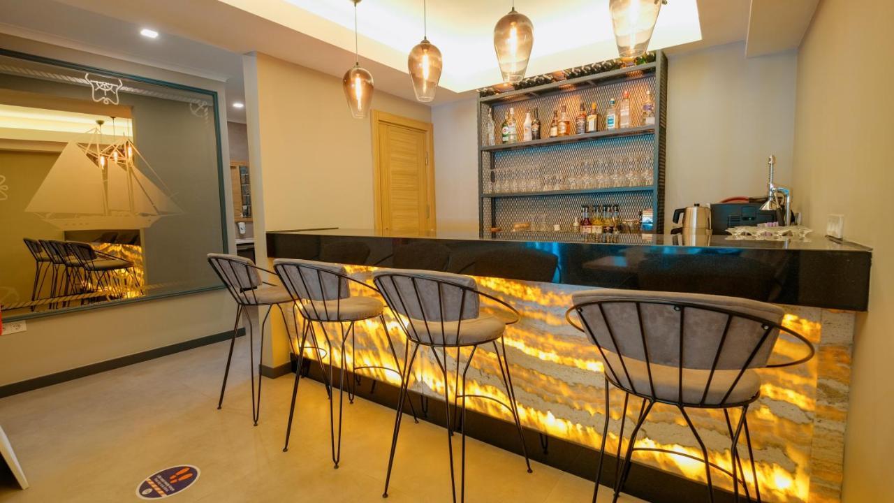 Alesta Midtown Aparthotel Fethiye Bagian luar foto