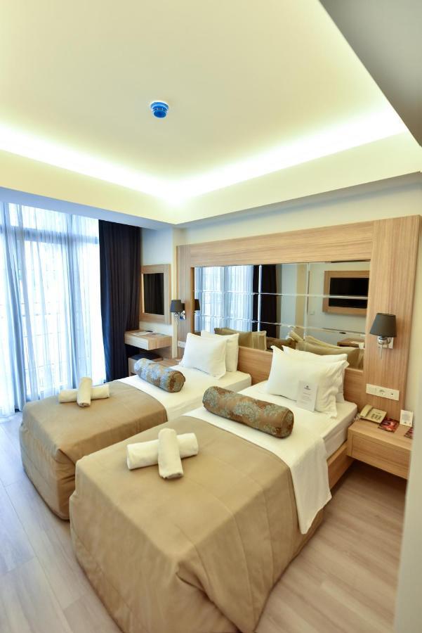 Alesta Midtown Aparthotel Fethiye Bagian luar foto